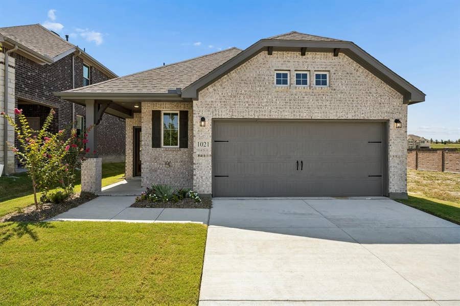 Property photo for 1021 Handel Road, Forney, TX