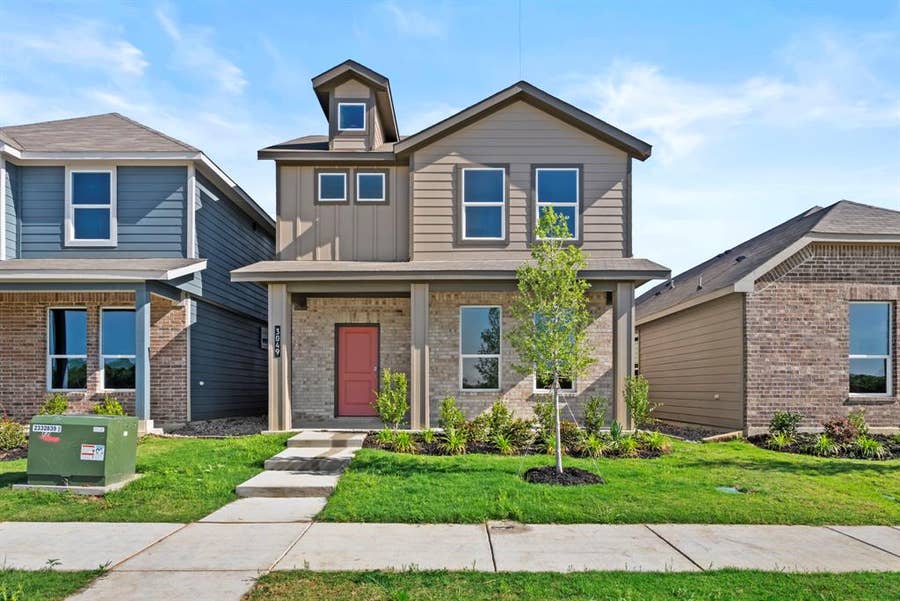 Property photo for 3049 Maple Orchard Lane, Fort Worth, TX