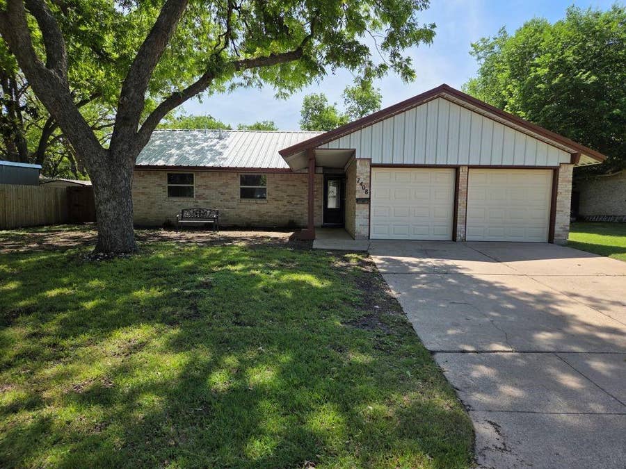 Property photo for 7408 Overhill Road, Fort Worth, TX
