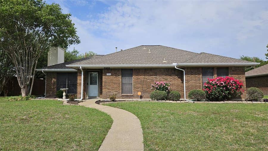 Property photo for 2505 Southridge Drive, Sachse, TX