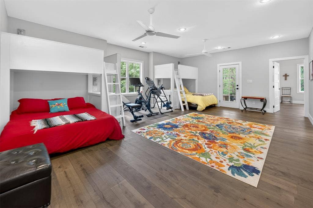 4747 Stonebridge Lane, Athens, TX 75751 4747 Stonebridge Lane, Athens, TX 75751