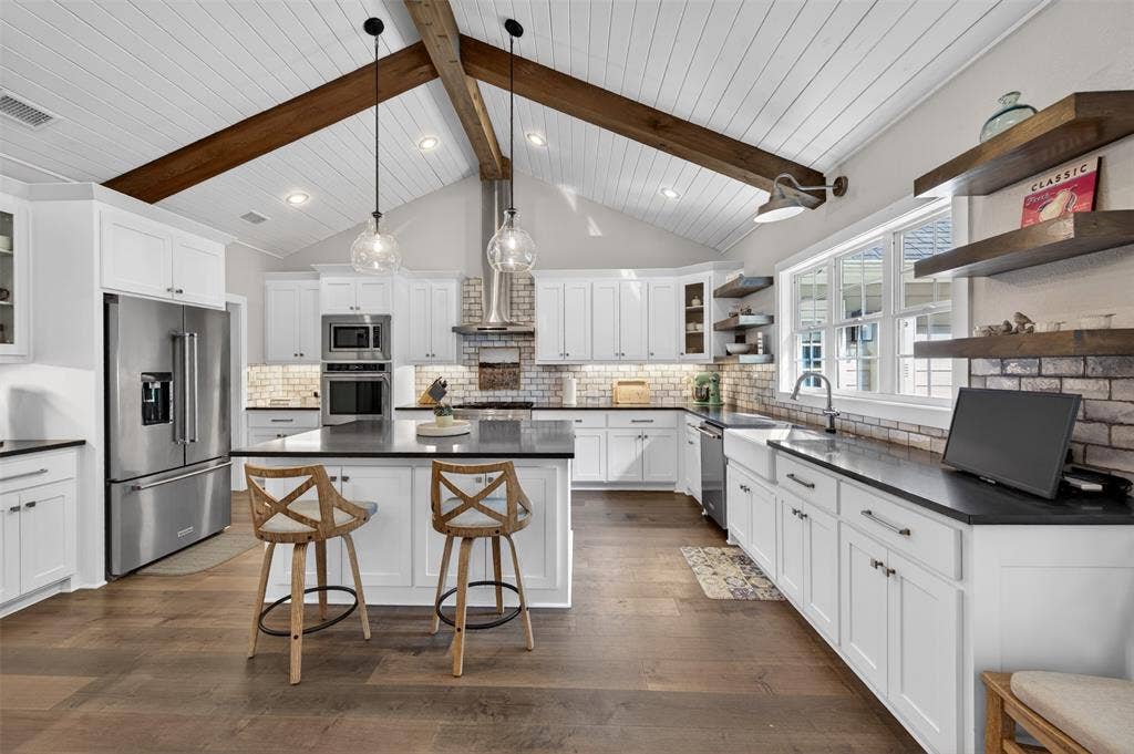 4747 Stonebridge Lane, Athens, TX 75751 4747 Stonebridge Lane, Athens, TX 75751