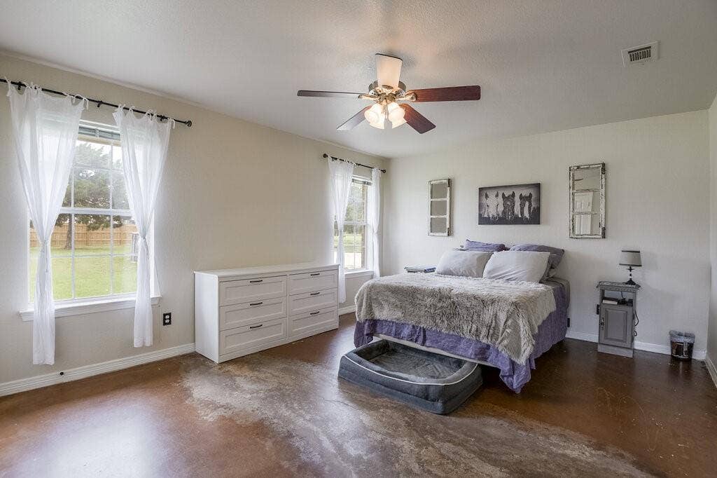 339 Meadow Lane, Red Oak, TX 75154 339 Meadow Lane, Red Oak, TX 75154