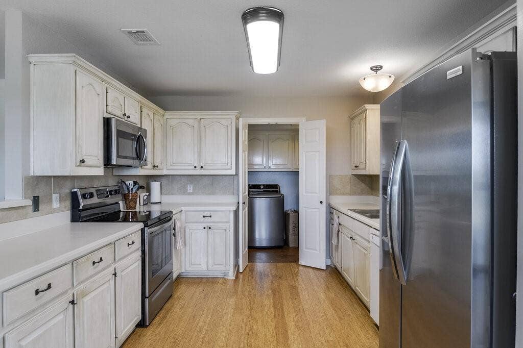 339 Meadow Lane, Red Oak, TX 75154 339 Meadow Lane, Red Oak, TX 75154