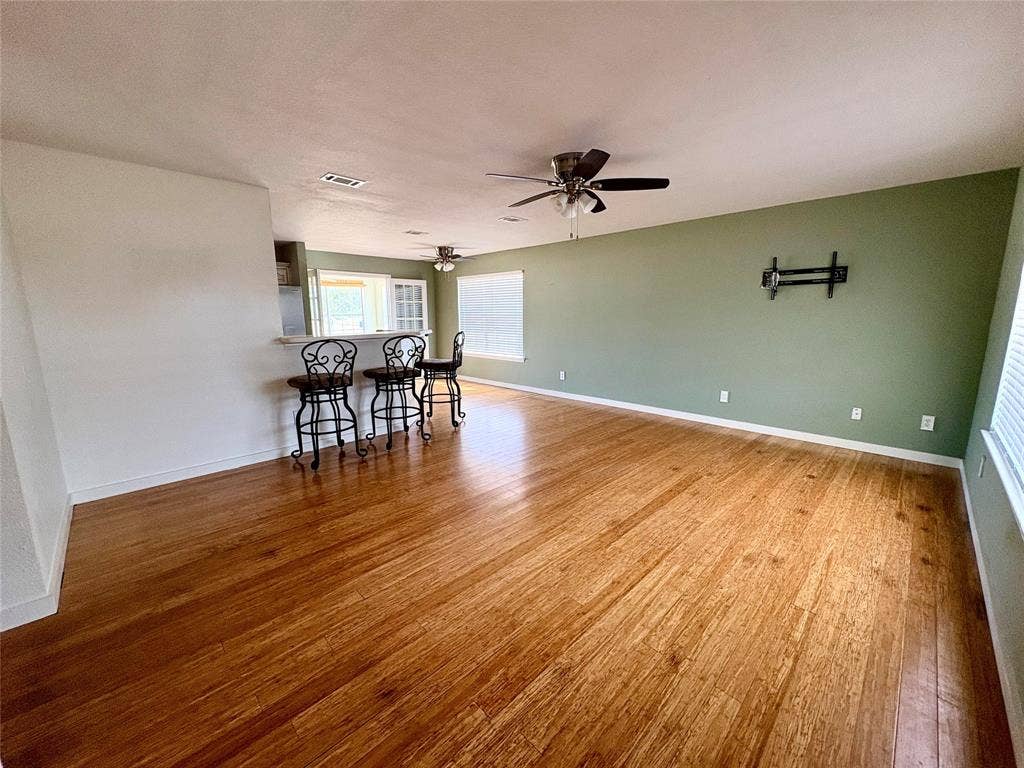 339 Meadow Lane, Red Oak, TX 75154 339 Meadow Lane, Red Oak, TX 75154