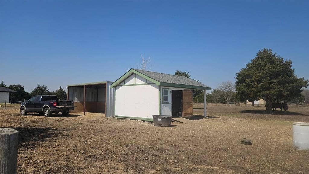 339 Meadow Lane, Red Oak, TX 75154 339 Meadow Lane, Red Oak, TX 75154