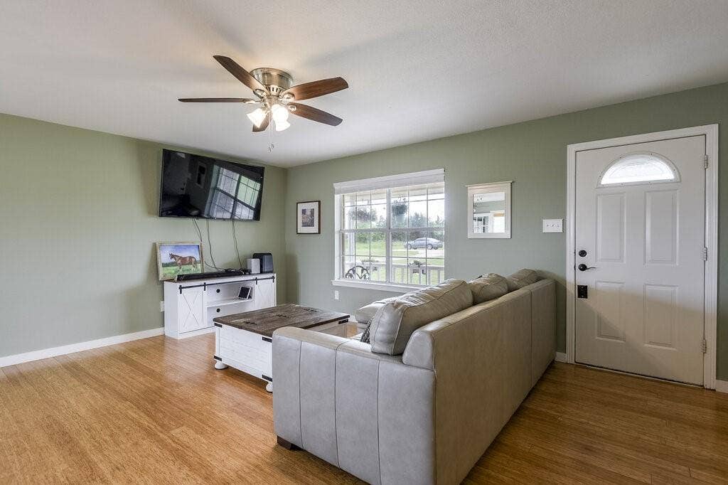 339 Meadow Lane, Red Oak, TX 75154 339 Meadow Lane, Red Oak, TX 75154