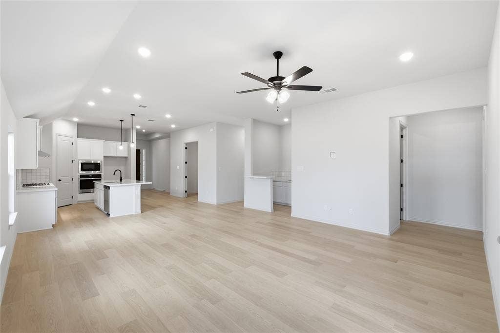 2904 Alcove Lane, Corinth, TX 76210 2904 Alcove Lane, Corinth, TX 76210
