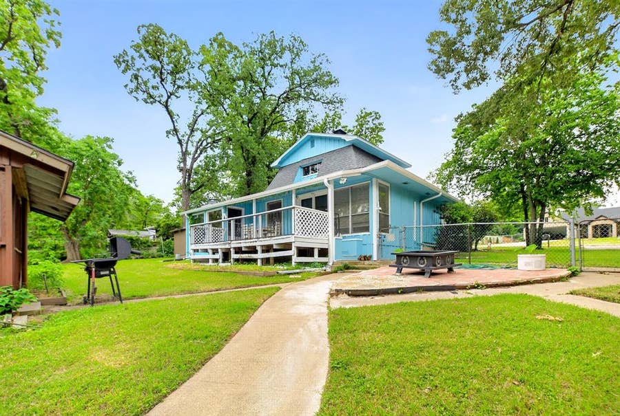Property photo for 132 Shady Shores Drive, Mabank, TX