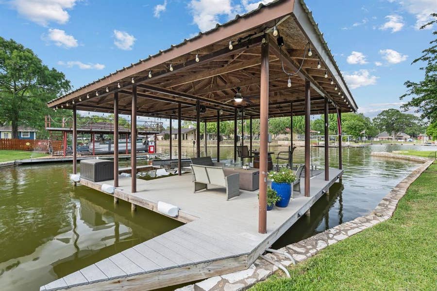 Property photo for 3319 Midway Court, Granbury, TX