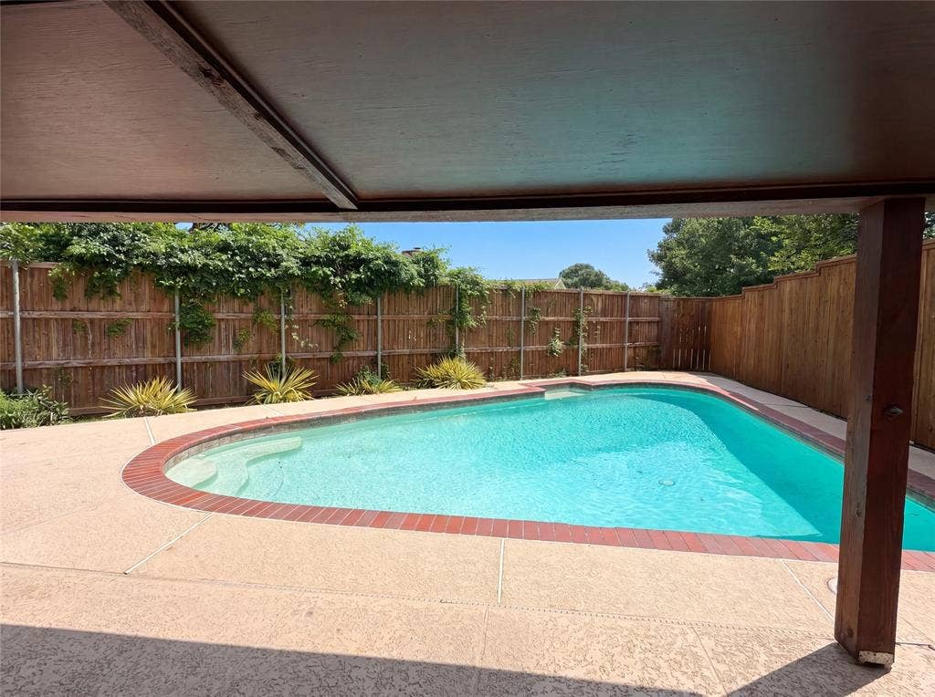 6302 Zanes Court, Plano, TX 75023 6302 Zanes Court, Plano, TX 75023