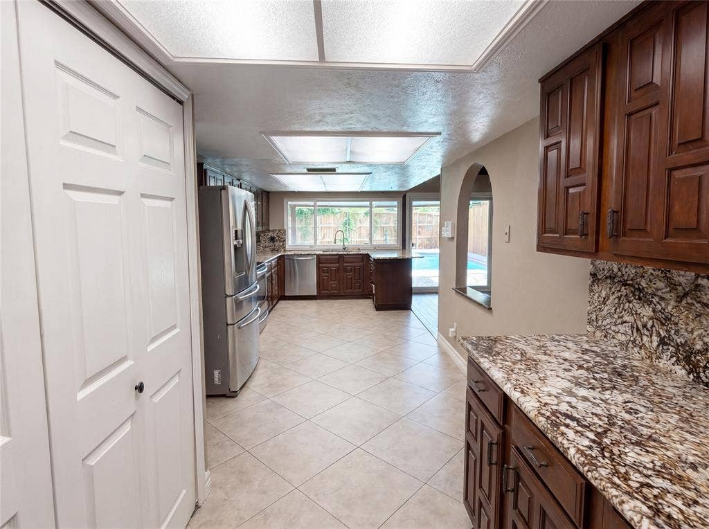 6302 Zanes Court, Plano, TX 75023 6302 Zanes Court, Plano, TX 75023