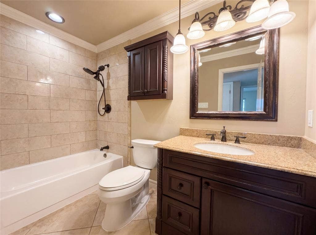 6302 Zanes Court, Plano, TX 75023 6302 Zanes Court, Plano, TX 75023