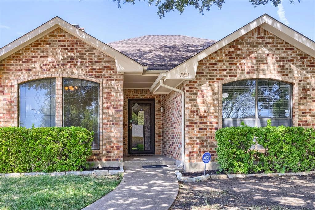 1931 Silver Creek Place, Duncanville, TX 75137 1931 Silver Creek Place, Duncanville, TX 75137