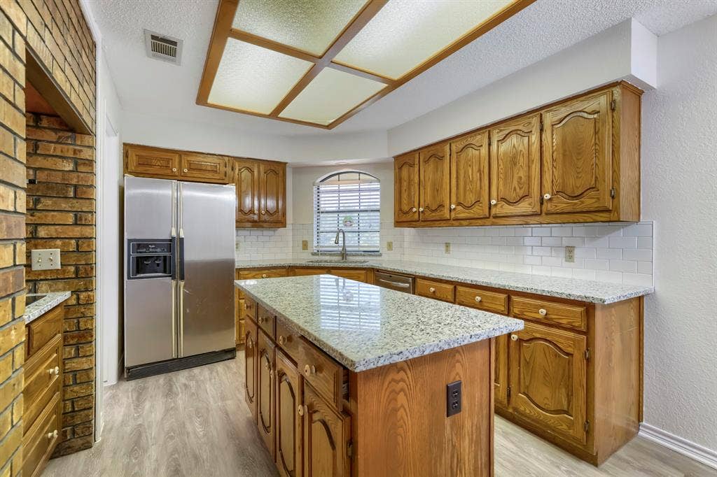 1931 Silver Creek Place, Duncanville, TX 75137 1931 Silver Creek Place, Duncanville, TX 75137