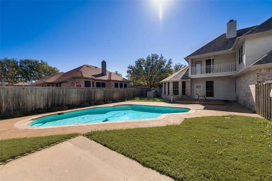 Property photo for 1204 Surrey Circle, Wylie, TX