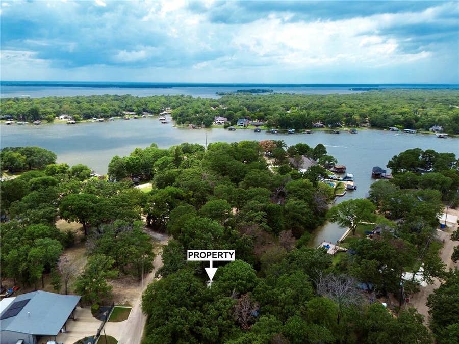 Property photo for 106 Lowe Drive, Mabank, TX