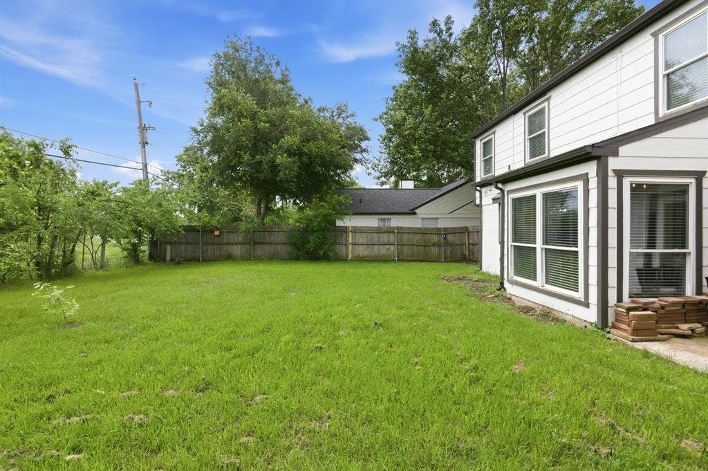 6908 Quail Meadow Drive, Watauga, TX 76148 6908 Quail Meadow Drive, Watauga, TX 76148