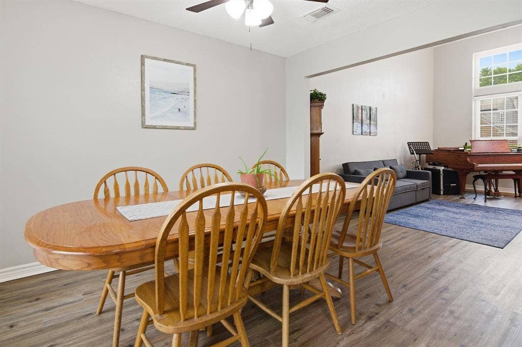 6908 Quail Meadow Drive, Watauga, TX 76148 6908 Quail Meadow Drive, Watauga, TX 76148