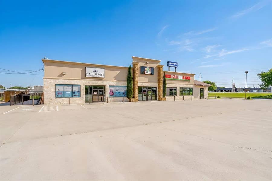 Property photo for 1333 N Plaza Drive, Granbury, TX