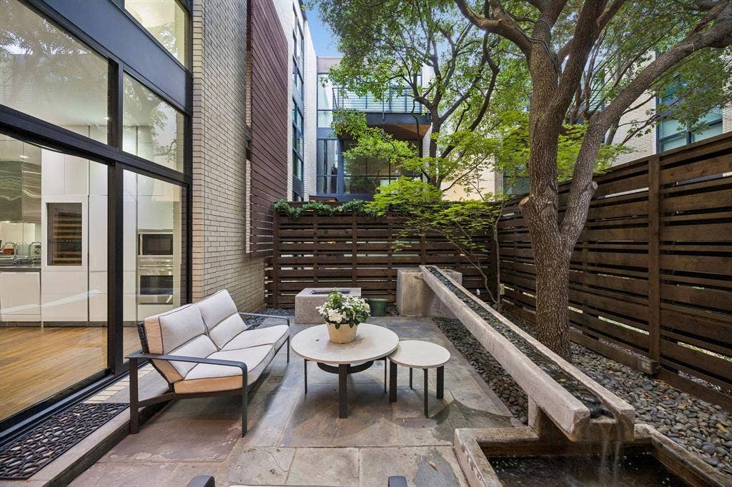 4321 Travis Street, Dallas, TX 75205 4321 Travis Street, Dallas, TX 75205
