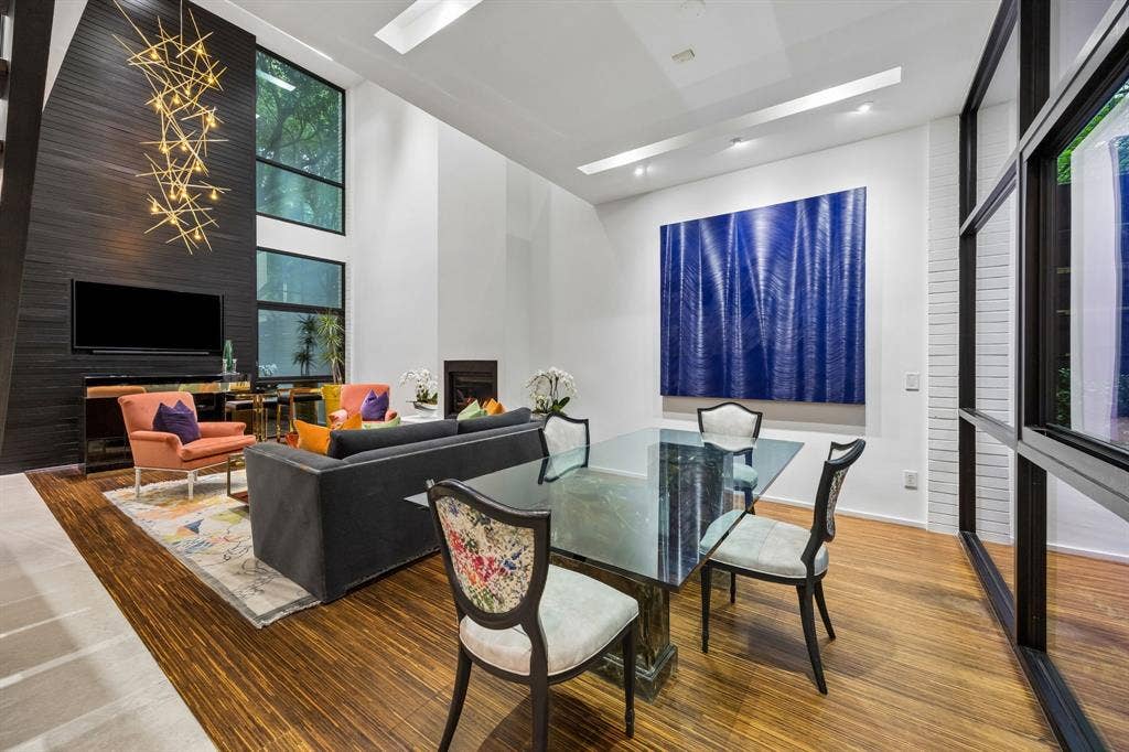 4321 Travis Street, Dallas, TX 75205 4321 Travis Street, Dallas, TX 75205