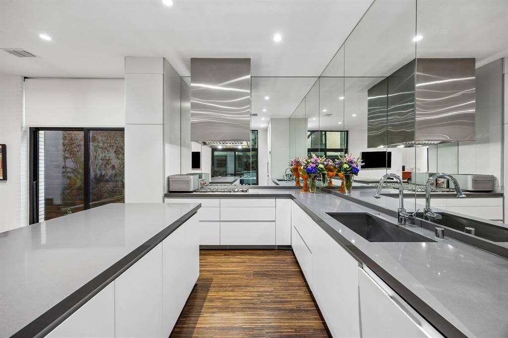 4321 Travis Street, Dallas, TX 75205 4321 Travis Street, Dallas, TX 75205