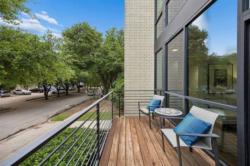 4321 Travis Street, Dallas, TX 75205 4321 Travis Street, Dallas, TX 75205