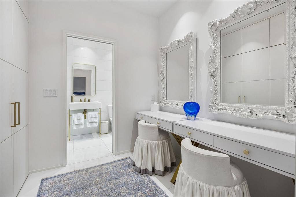 4321 Travis Street, Dallas, TX 75205 4321 Travis Street, Dallas, TX 75205