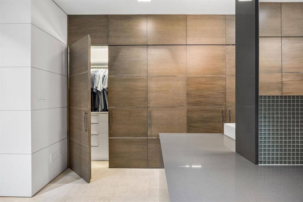 4321 Travis Street, Dallas, TX 75205 4321 Travis Street, Dallas, TX 75205