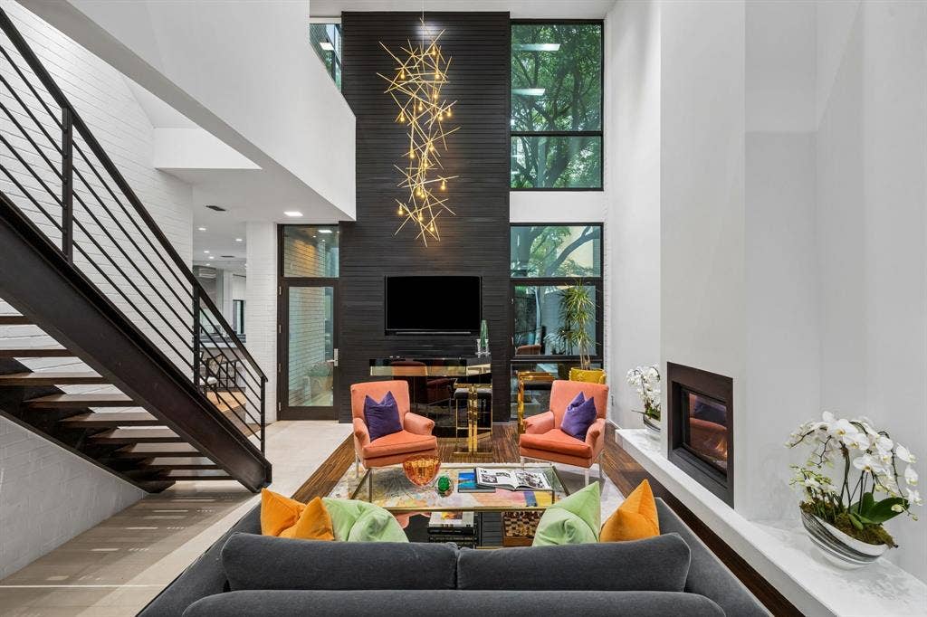 4321 Travis Street, Dallas, TX 75205 4321 Travis Street, Dallas, TX 75205
