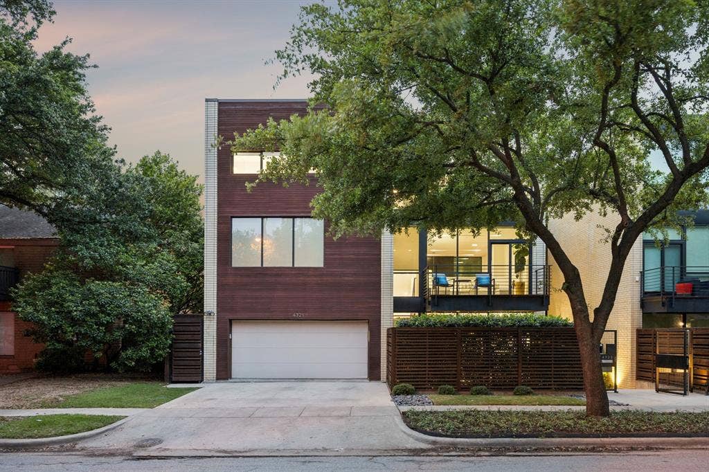 4321 Travis Street, Dallas, TX 75205 4321 Travis Street, Dallas, TX 75205