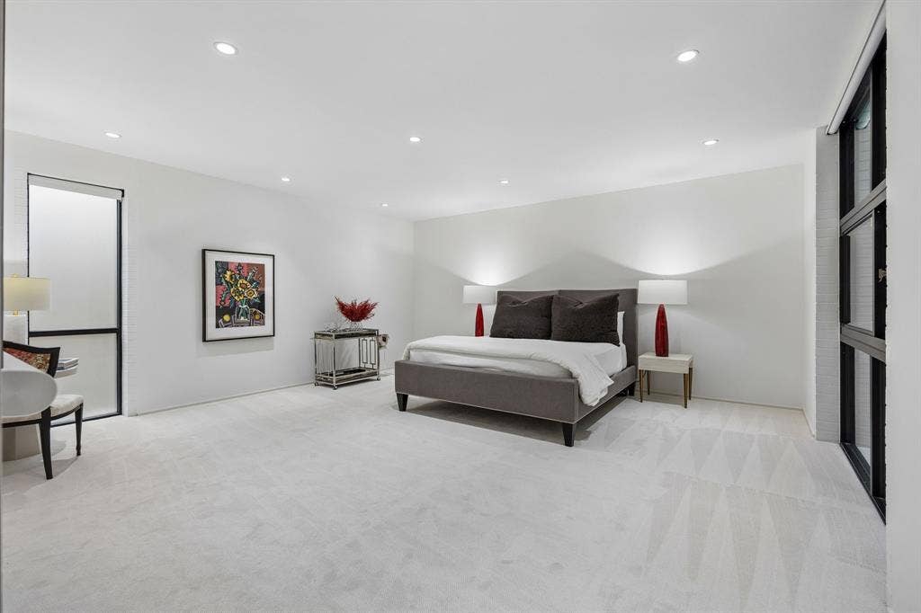 4321 Travis Street, Dallas, TX 75205 4321 Travis Street, Dallas, TX 75205