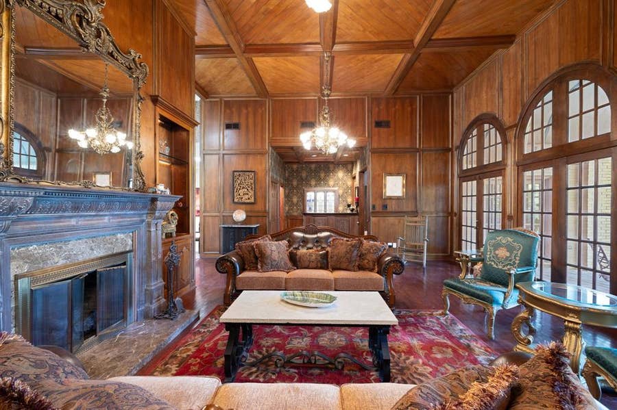Property photo for 2 Nobhill Drive, Greenville, TX