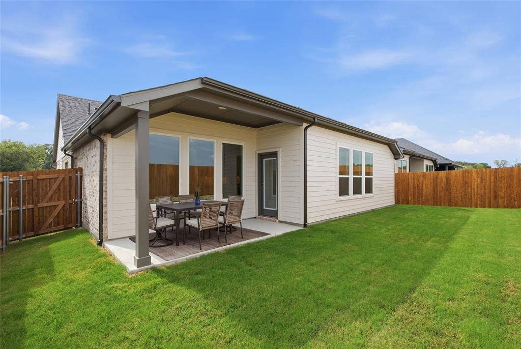 4624 Commack Drive, Fort Worth, TX 76135 4624 Commack Drive, Fort Worth, TX 76135