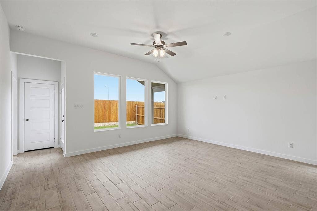 4624 Commack Drive, Fort Worth, TX 76135 4624 Commack Drive, Fort Worth, TX 76135
