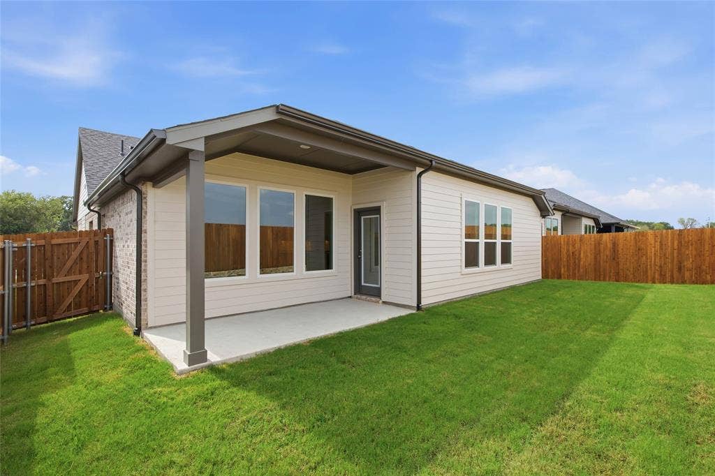 4624 Commack Drive, Fort Worth, TX 76135 4624 Commack Drive, Fort Worth, TX 76135
