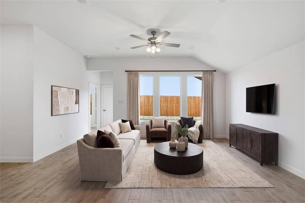 4624 Commack Drive, Fort Worth, TX 76135 4624 Commack Drive, Fort Worth, TX 76135