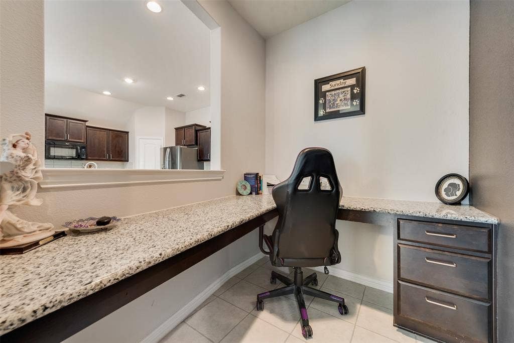 1432 Westview Lane, Northlake, TX 76226 Study nook off of living room at 1432 Westview Ln in the Canyon Falls community in Northlake, TX