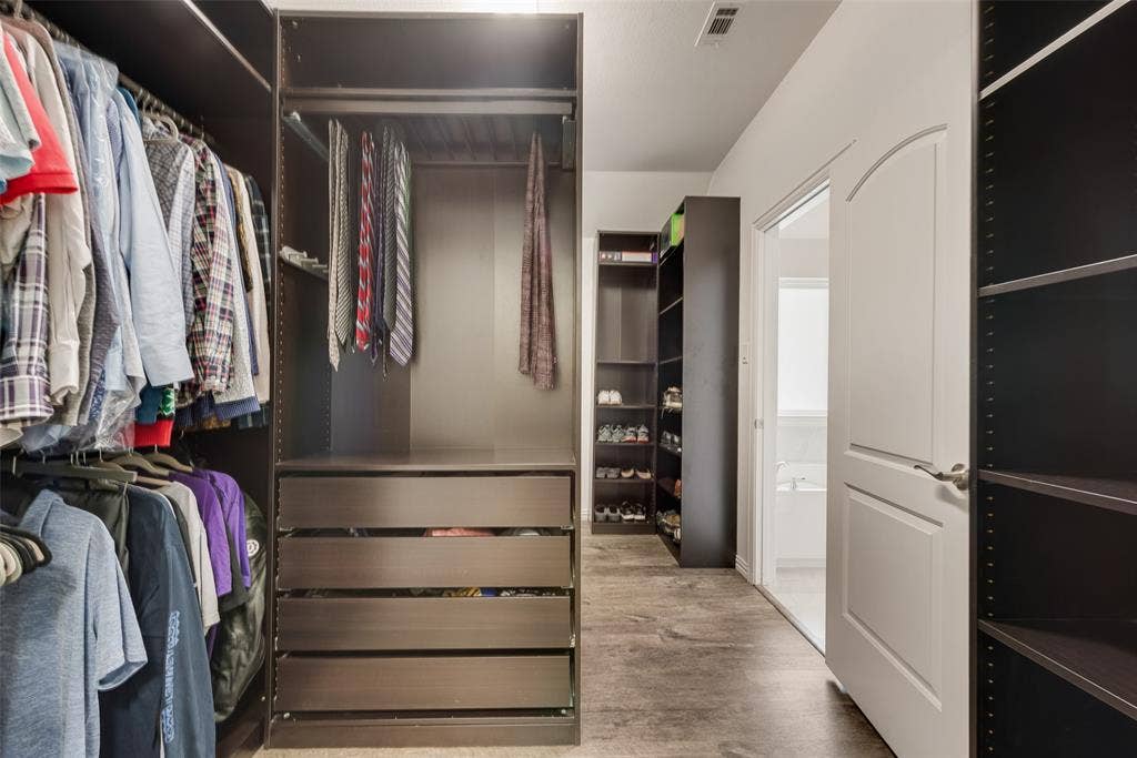 1432 Westview Lane, Northlake, TX 76226 Easy closet organization with this custom built modular system at 1432 Westview Ln in the Canyon Falls community in Northlake, TX