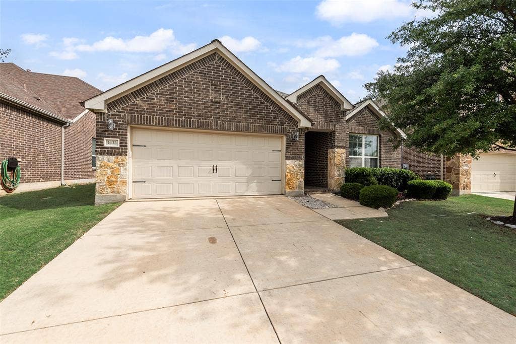 1432 Westview Lane, Northlake, TX 76226 Welcome home to 1432 Westview Ln in the Canyon Falls subdivision and Northwest ISD