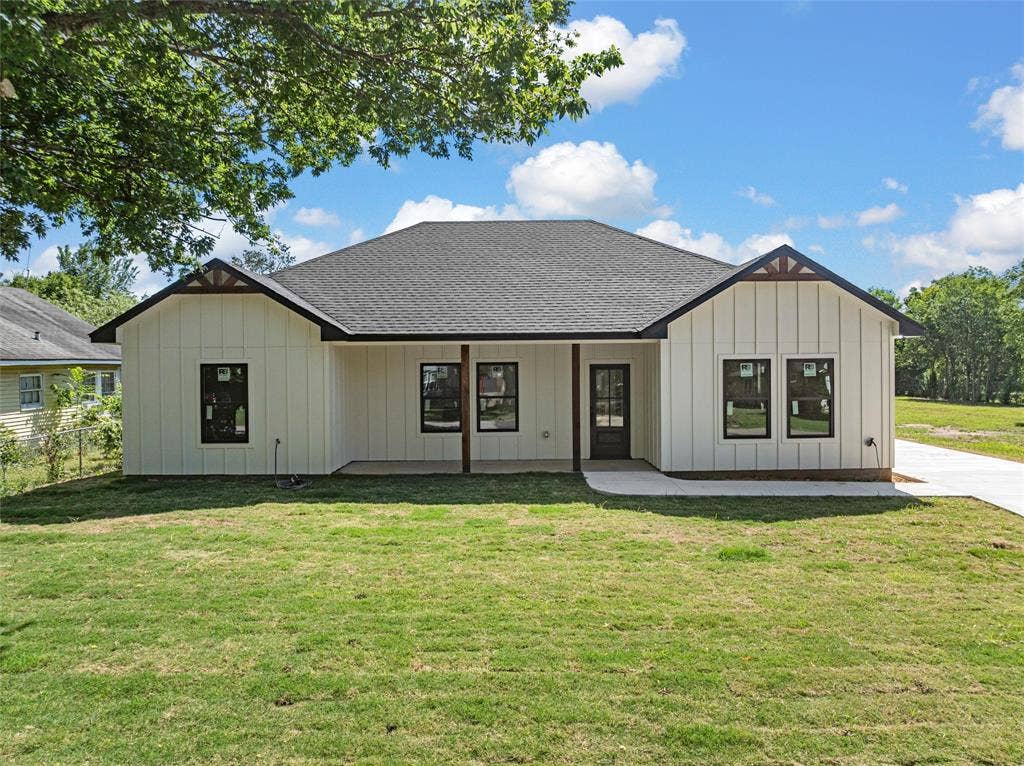 3320 N 27th Street, Waco, TX 76708 3320 N 27th Street, Waco, TX 76708