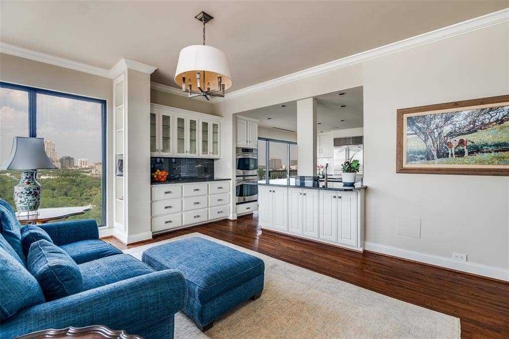 3831 Turtle Creek Boulevard, #15E, Dallas, TX 75219 Family room or dining area.