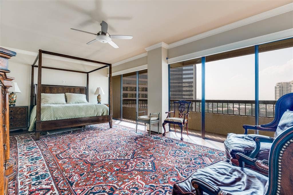 3831 Turtle Creek Boulevard, #15E, Dallas, TX 75219 Primary bedroom with sitting area.