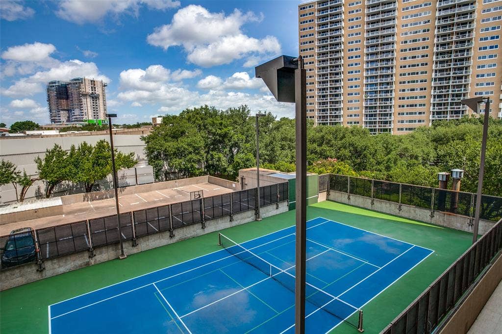 3831 Turtle Creek Boulevard, #15E, Dallas, TX 75219 Pickleball and tennis court.