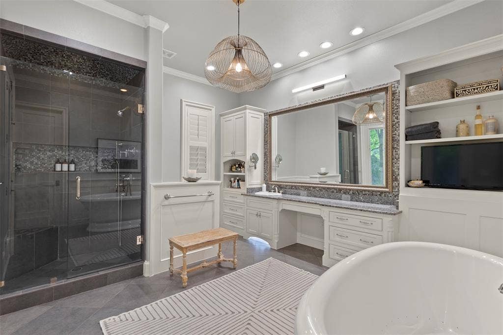 8663 Elm Court, Frisco, TX 75033 8663 Elm Court, Frisco, TX 75033