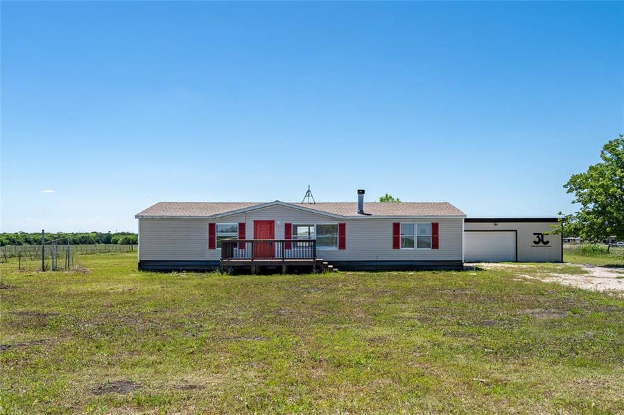 Property photo for 2104 County Road 2134, Caddo Mills, TX