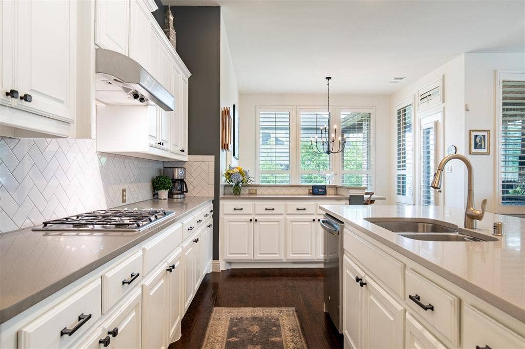 1408 9th Street, Argyle, TX 76226 Did I mention the counter space in this kitchen?!? Perfection!!