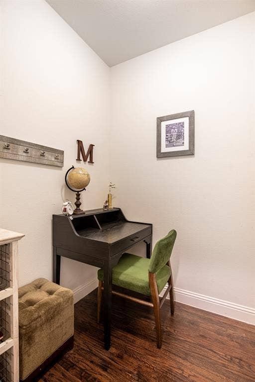 1408 9th Street, Argyle, TX 76226 A versatile bonus space, perfect for a homework area, study nook, or additional flex space to suit your needs.