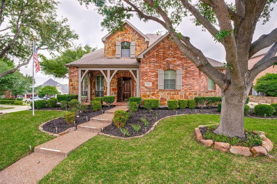 Property photo for 8308 Craftsbury Lane, McKinney, TX